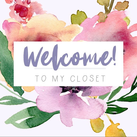 Meet your Posher, Andrea - Picture 1 of 3